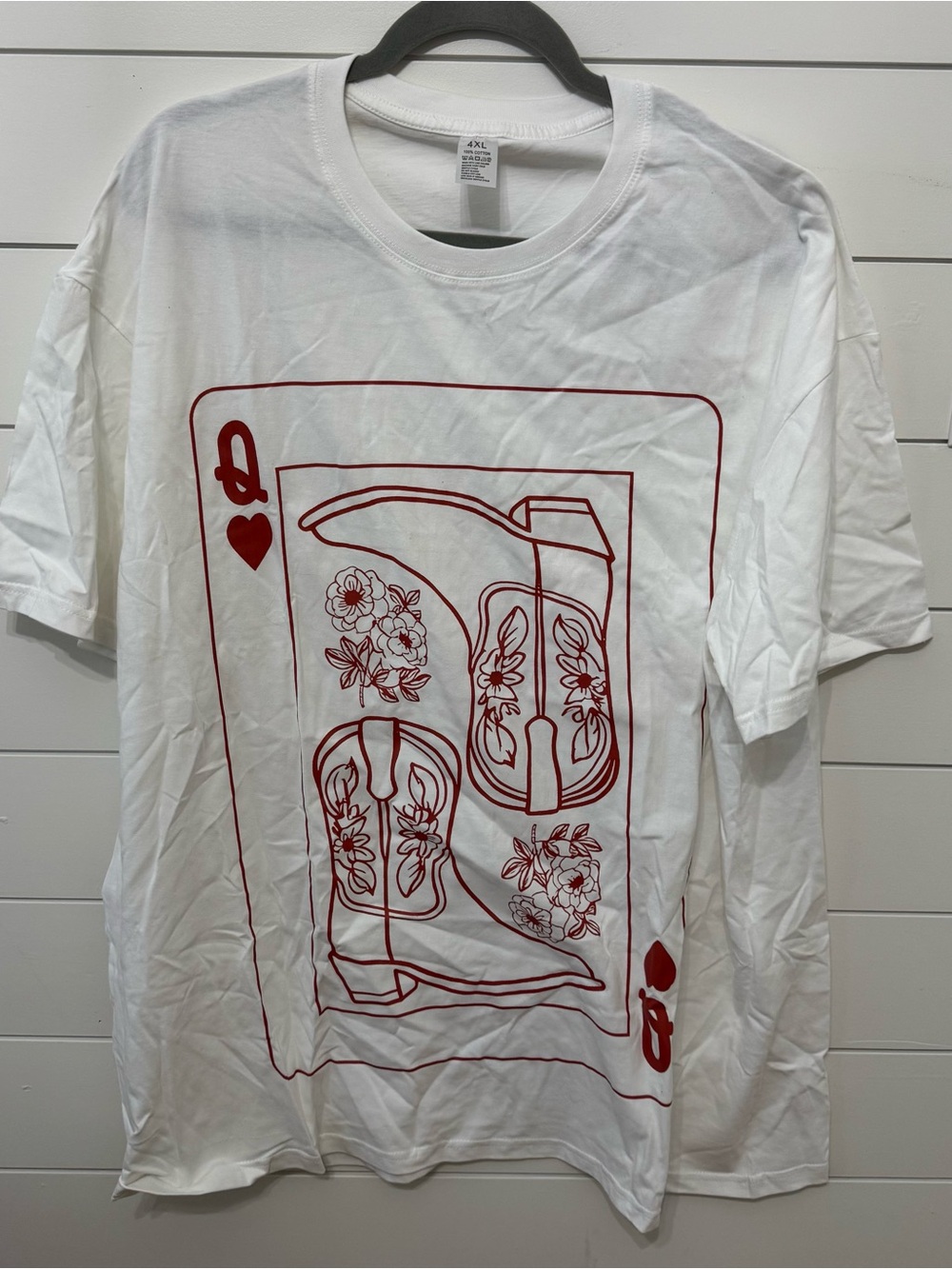 Queen of hearts t shirt